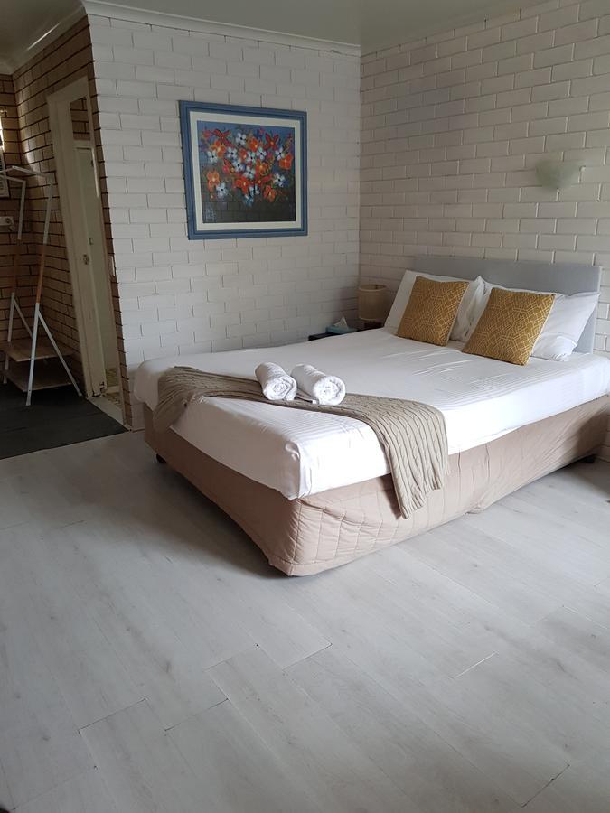 مولولابا Twin Pines Motel المظهر الخارجي الصورة